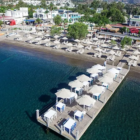 Hotel Kefi And