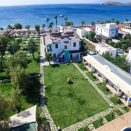Hotel Kefi And