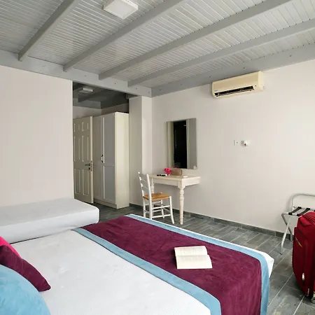 Hotel Kefi And 4*